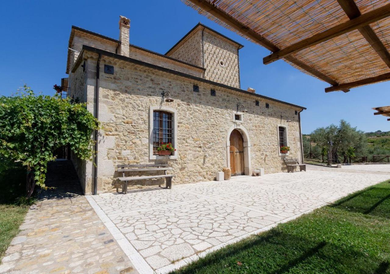 Agriturismo Torre Gialluise Gesualdo Zewnętrze zdjęcie
