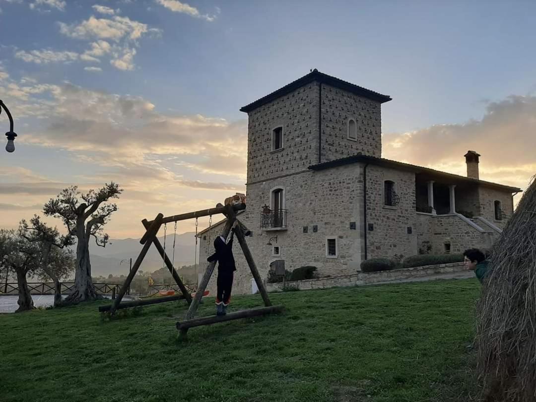 Agriturismo Torre Gialluise Gesualdo Zewnętrze zdjęcie