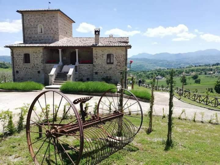 Agriturismo Torre Gialluise Gesualdo Zewnętrze zdjęcie