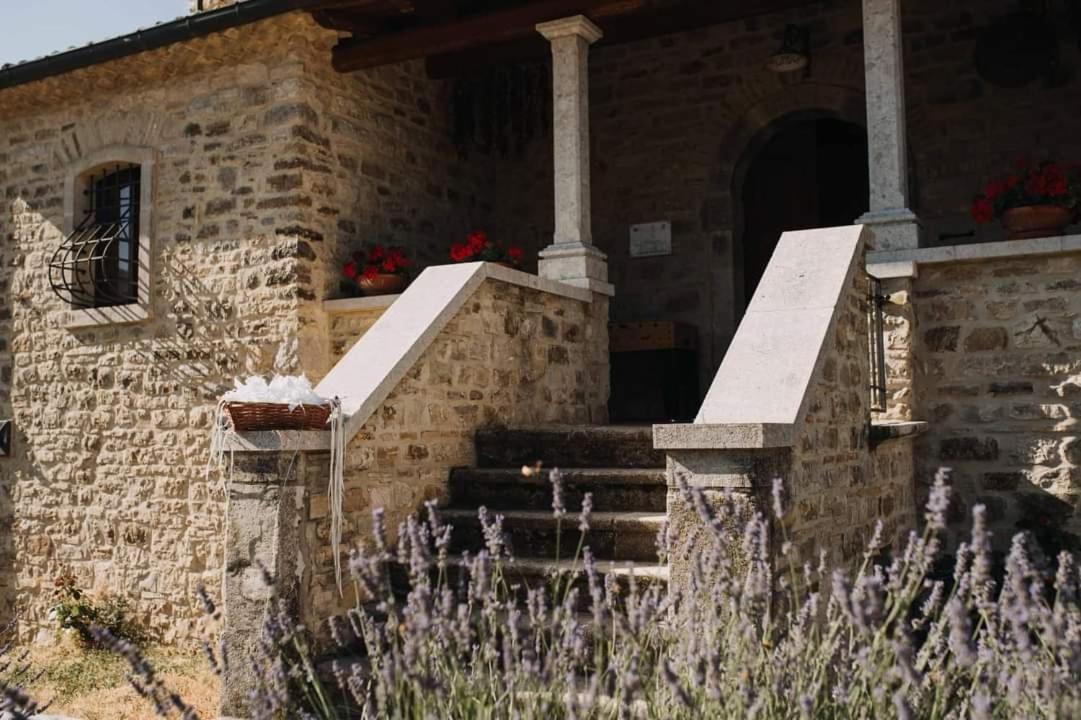 Agriturismo Torre Gialluise Gesualdo Zewnętrze zdjęcie
