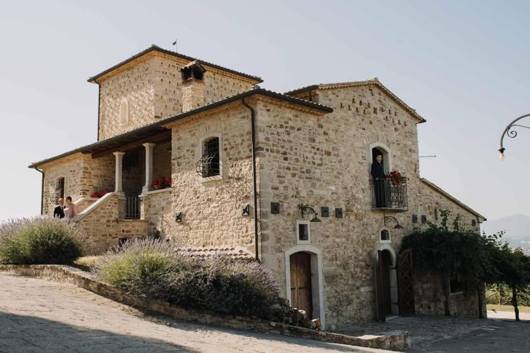 Agriturismo Torre Gialluise Gesualdo Zewnętrze zdjęcie
